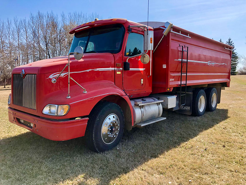 TIMED ONLINE Equipment-RV-Vehicle Auction Sask